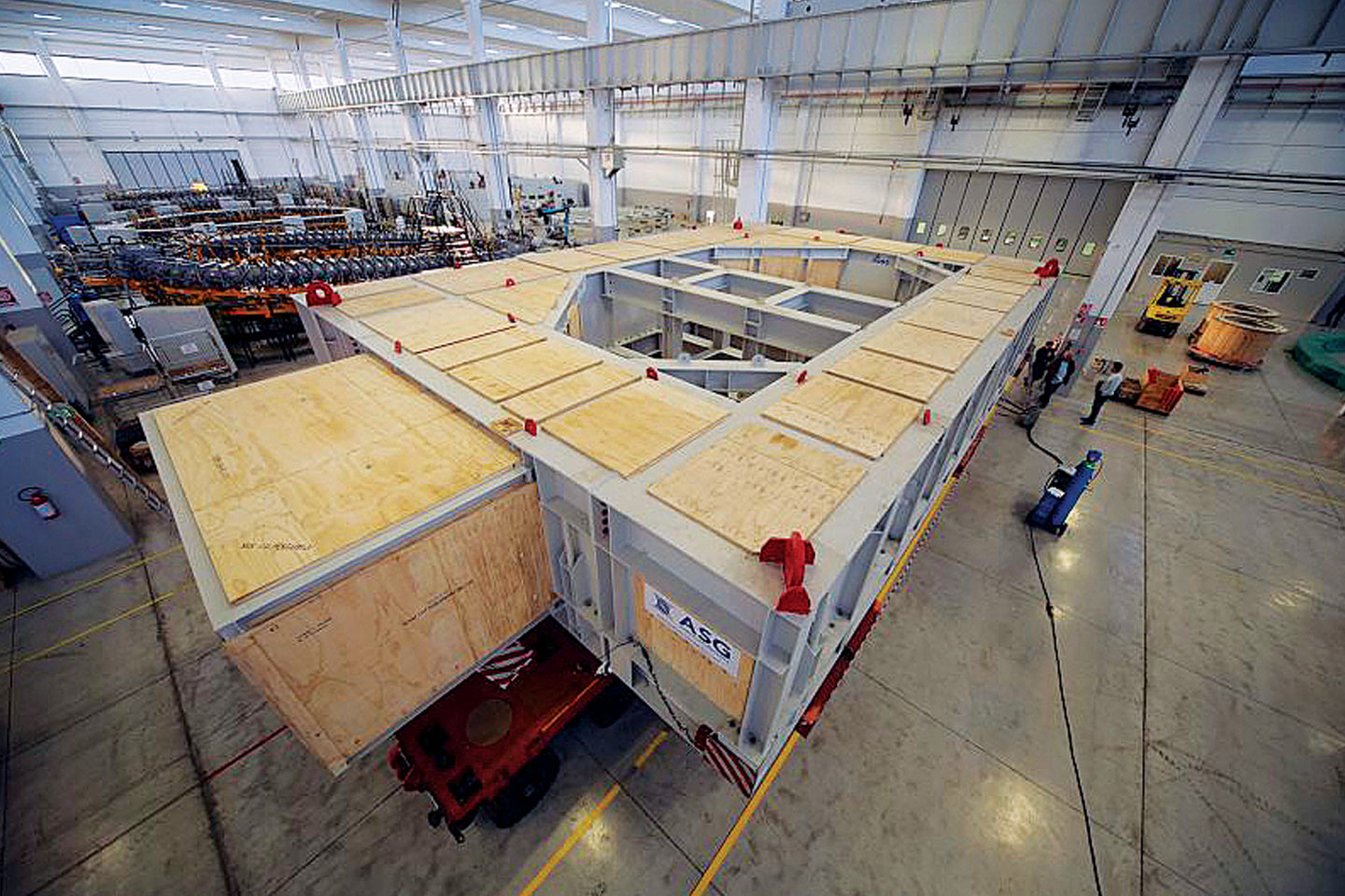 Transport structure of the toroidal magnets for the nuclear fusion project “ITER”